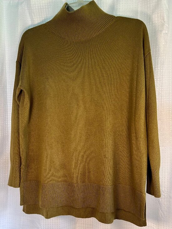 LOFT Sweaters - Loft by Ann Taylor Vegan Cashmere Tunic Mock Neck Sweater in Olive Green size XS